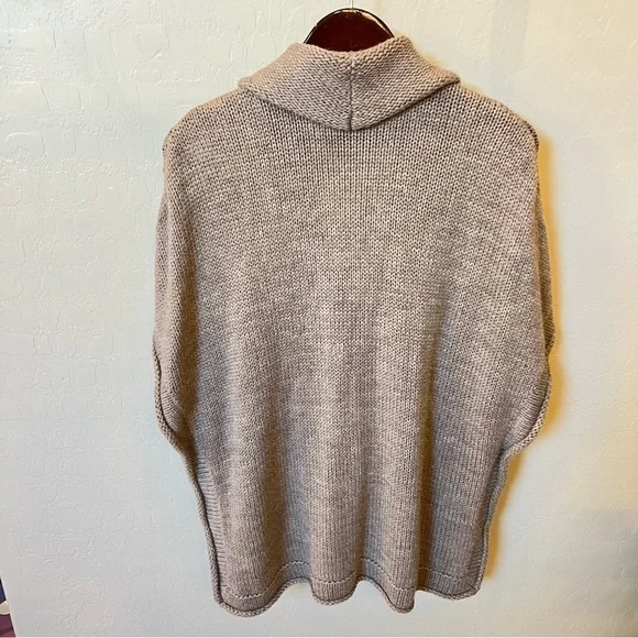 Tribal Lagenlook double breasted buttondown poncho cardigan, chunky knit OS - Picture 4 of 11